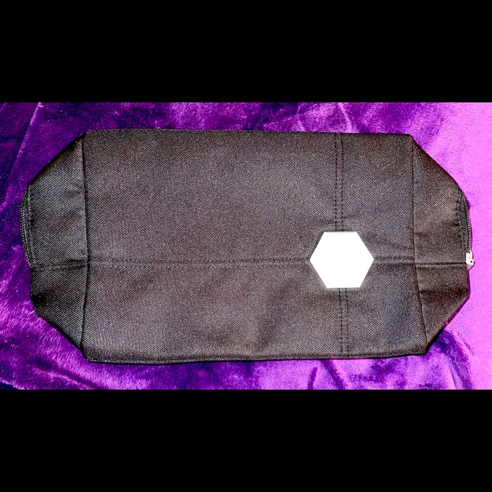 NWOT Large YSL black men’s toiletries/shave bag